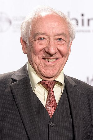 Dieter Hallervorden am 14. März 2015 beim "Filmball Vienna", wo er für sein Lebenswerk ausgezeichnet wurde. Urheber: Manfred Werner���Tsui; Lizenz: CC BY-SA 3.0; Quelle: Wikimedia Commons