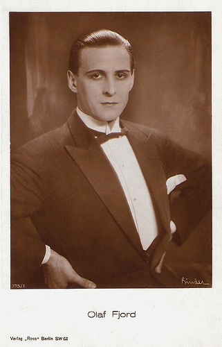 Olaf Fjord vor 1929; Urheber bzw. Nutzungsrechtinhaber: Alexander Binder (1888 – 1929); Quelle: filmstarpostcards.blogspot.de; Ross-Karte Nr. 775/1