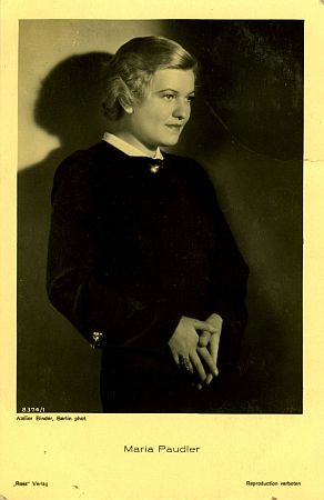 Maria Paudler; Urheber: Alexander Binder (1888–1929); Ross-Karte Nr.: 8374/1; Quelle: virtual-history.com; Lizenz: gemeinfrei