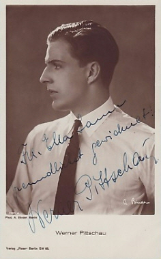 Werner Pittschau um 1928; Urheber bzw. Nutzungsrechtinhaber: Alexander Binder (1888–1929); Quelle: cyranos.ch; Lizenz: gemeinfrei