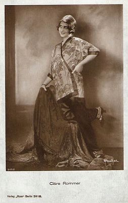 Claire Rommer vor 1929; Urheber: Alexander Binder (18881929); Quelle: filmstarpostcards.blogspot.com; Ross-Karte Nr. 947/2,; Lizenz: gemeinfrei