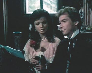 "Waldrausch": Szenenfoto mit Uschi Glas als die junge Fürstin und Alexander Stephan als der Ingenieur Ambros Lutz mit freundlicher Genehmigung von Pidax-Film, welche die Literaturverfilmung/den Heimatfilm Anfang August 2011 auf DVD herausbrachte.