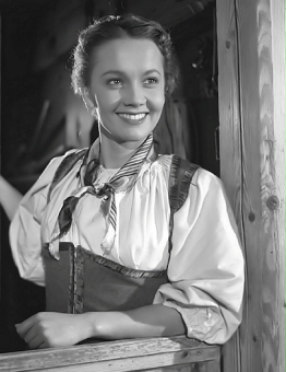Liselotte Pulver als Vreneli in dem Film "Uli der Knecht" (1951); Quelle: www.cyranos.ch bzw. Archiv "Praesens-Film AG, Zürich", mit freundlicher Genehmigung von Peter Gassmann (Praesens-Film AG, Zürich); Copyright Praesens-Film AG 