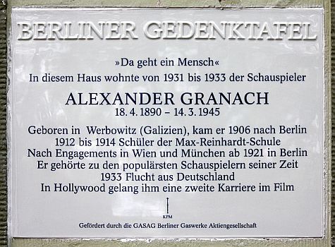 Berliner Gedenktafel Alexander Granach; Urheber: OTFW, Berlin; Lizenz: CC BY-SA 3.0; Quelle: Wikimedia Commons