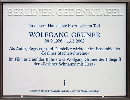 Berliner Gedenktafel, Wolfgang Gruner (Westendallee 57, Berlin-Westend); Urheber: OTFW, Berlin; Lizenz: CC BY-SA 3.0; Quelle: Wikimedia Commons