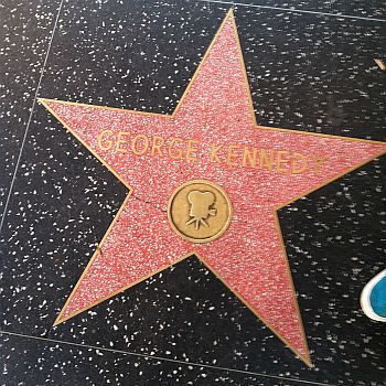 "Stern" f�r George Kennedy auf dem "Hollywood Walk of Fame" (Kategorie "Film"); Urheber des Fotos: Hcallas; Lizenz: CC BY-SA 3.0; Quelle: Wikimedia Commons