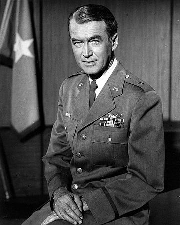 James Stewart als Brigadegeneral (USAF Reserve; um 1960); Quelle: Wikimedia Commons von www.af.mil