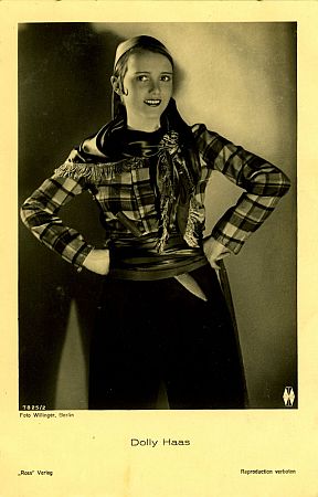 Dolly Haas fotografiert von Wilhelm Willinger (1879–1943); Quelle: www.virtual-history.com (Ross-Karte 7825/2); Lizenz: gemeinfrei