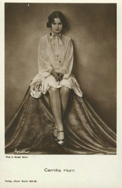 Camilla Horn vor 1929; Urheber: Alexander Binder (1888 – 1929); Quelle: www.cyranos.ch; Lizenz: gemeinfrei