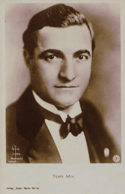 Tom Mix in den in den frühen 1920er Jahren; Urheber: Albert Witzel (1879 – 1929; "Witzel Studios", Los Angeles); Quelle: www.cyranos.ch