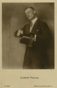 Albert Paulig vor 1929; Urheber bzw. Nutzungsrechtinhaber: Alexander Binder (1888 – 1929); Quelle: www.cyranos.ch
