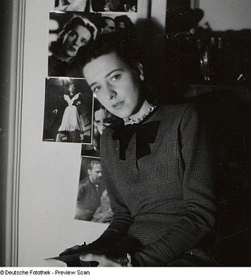 Joana Maria Gorvin, 1947 fotografiert von Fritz Eschen (1900�1964); Quelle: Deutsche Fotothek, (file: df_e_0052620); Copyright SLUB Dresden/Deutsche Fotothek/Fritz Eschen; Urheber: Fritz Eschen; Datierung: 04.02.1947; Quelle: www.deutschefotothek.de; Genehmigung zur Ver�ffentlichung: 30.03.2017