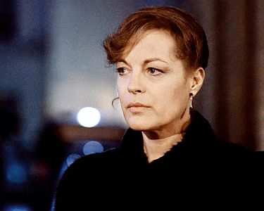 "Das Verhr": Szenenfoto mit Romy Schneider als Chantal Martinaud; mit freundlicher Genehmigung von Pidax-Film, welche den Thriller Mitte April 2023 auf DVD herausbrachte.