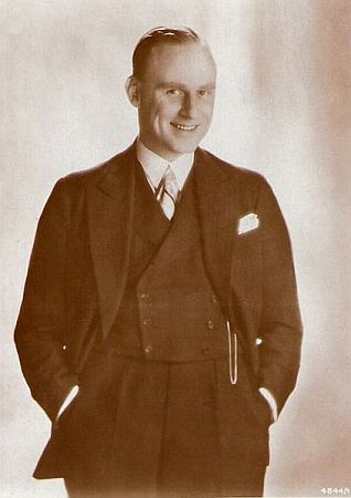 Gerd Briese um 1929; Urheber: Alexander Binder (1888 – 1929); Quelle: Wikipedia; Ross-Karte Nr. 4844/1; Lizenz: gemeinfrei