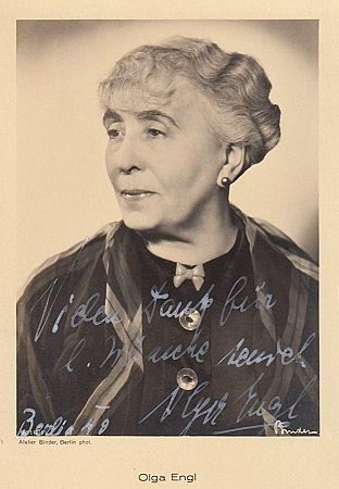 Olga Engl vor 1929; Urheber: Alexander Binder (1888–1929); Quelle: Wikimedia Commons; Lizenz: gemeinfrei