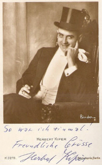 Herbert Kiper vor 1929; Urheber: Alexander Binder (18881929); Quelle: www.cyranos.ch; Lizenz: gemeinfrei