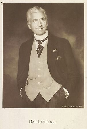 Max Laurence Anfang der 1920er Jahre; Urheber: Alexander Binder (18881929); Lizenz: gemeinfrei