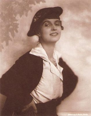 Erna Morena etwa 1925; Urheber: Alexander Binder (18881929); Quelle: Wikimedia Commons; Lizenz: gemeinfrei