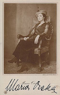 Maria Orska, fotografiert von Alexander Binder (18881929); Quelle: cyranos.ch; Lizenz: gemeinfrei