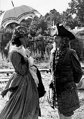 Erna Sack als Nanon Patin und Otto Gebühr als Jean Baptiste Molire während der Dreharbeiten zu dem Film "Nanon", fotografiert 1938 von