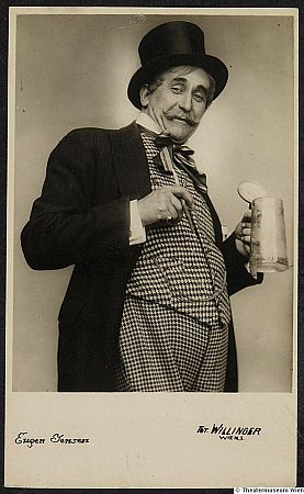 Eugen Jensen (Rollenportrait); Urheber: Atelier Wilhelm Willinger (18791943); Quelle: kulturpool.at von theatermuseum.at: (Inventarnummer: FS_PP225012alt); Lizenz: CC BY-NC-SA 4.0