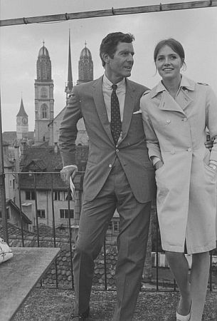 Paul Hubschmid und Eva Renzi im Mai 1968; dieses Bild stammt aus der Sammlung (Bildarchiv) der ETH-Bibliothek und wurde auf Wikimedia Commons im Rahmen einer Kooperation mit Wikimedia CH veröffentlicht; Urheber: Hans Gerber/"Comet Photo AG" (Zürich); Lizenz: CC BY-SA 4.0