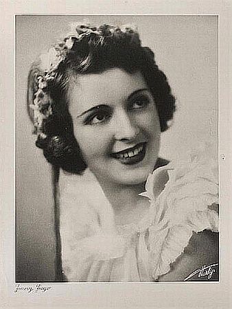 Jenny Jugo in den 1930er Jahren; Urheber: Gregory Harlip (?1945); Quelle: Wikimedia Commons; Lizenz: gemeinfrei