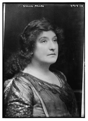 Nellie Melba ca. 1915�1920; dieses Foto von Dame Nellie Melba ist Bestandteil der "George Grantham Bain collection" der US-amerikanischen "Library of Congress"1), abrufbar unter der digitalen ID ggbain.28839 in der Abteilung f�r Drucke und Fotografien: gem�� der Bibliothek gibt es keine Copyright Restriktionen.