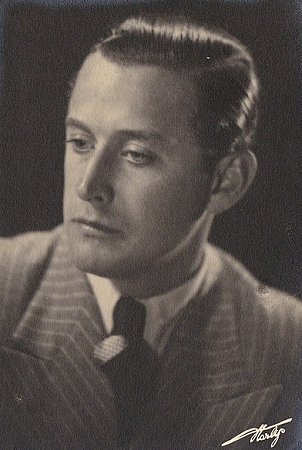 Hans Shnker etwa 1930 fotografiert von Gregory Harlip) (?1945); Quelle: Wikimedia Commons; Lizenz: gemeinfrei