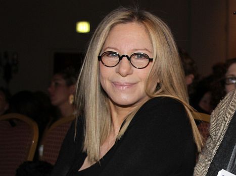 Barbra Streisand im Januar 2013; Urheber: lifescript; Quelle: Wikimedia Commons Ausschnitt des Originalfotos von flickr.com; Lizenz: CC BY 2.0 Deed