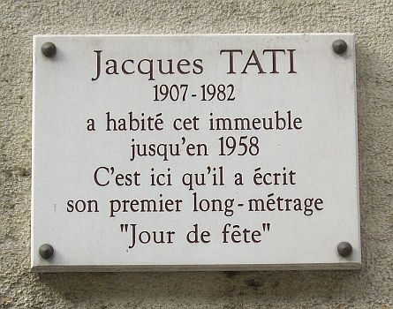 Gedenktafel für Jacques Tati in der Pariser "rue de Penthivre Nr.30"; Urheber: Wikimedia-User Mu; Lizenz: CC BY-SA 3.0; Quelle: Wikimedia Commons