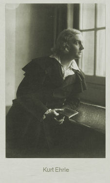 Kurt Ehrle auf einer Fotografie des Fotoateliers "Zander & Labisch", Berlin; Urheber Siegmund Labisch (18631942); Quelle: www.cyranos.ch; Lizenz: gemeinfrei