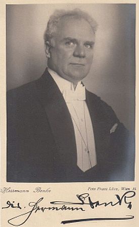 Hermann Benke auf einer Fotografie von Franz Lwy (18831949); Quelle: cyranos.ch; Lizenz: gemeinfrei