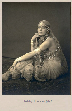 Jenny Hasselqvist fotografiert von Henry B. Goodwin (18781931); Quelle: www.cyranos.ch; Lizenz: gemeinfrei