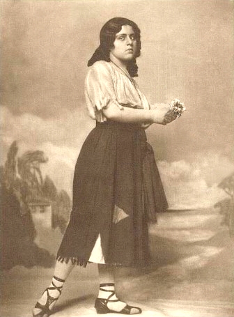 Lotte Stein als Mignon, ca. 1918 auf einer Fotografie von Nicola Perscheid (18641930); Quelle: Wikimedia Commons; Verlag Hans Dursthoff (Berlin), Karte 1238