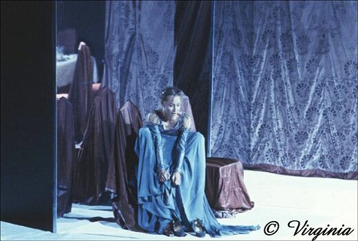 Jutta Hoffmann als "Leonore von Este" in "Torquato Tasso"; Copyright VirginiaShue