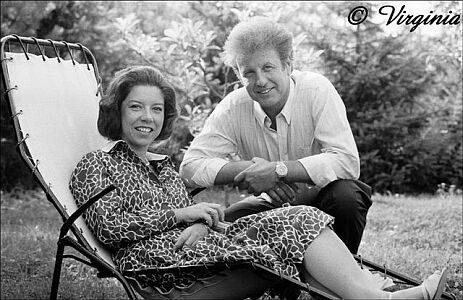 Gerhart Lippert und Evelyn Hamann bei den Dreharbeiten zu dem TV-Film "Segeln macht Frei" (1986); Copyright VirginiaShue